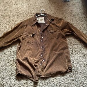 Companye 1. Large. Pearl Snap button.